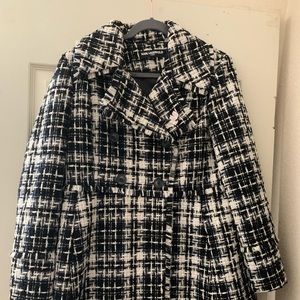 Beautiful brand new Karl Lagerfeld Coat